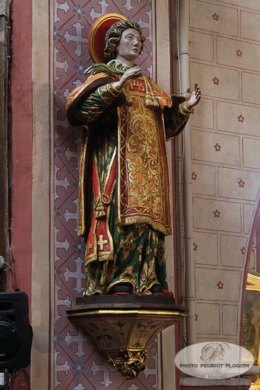 IBOS_la_collegiale_Saint_Laurent_statue_polychrome_de_Saint_Laurent_XVIIIe_siecle