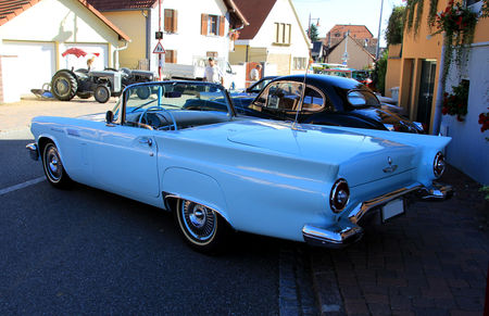 Ford_thunderbird_convertible_de_1957__Furdenheim__02
