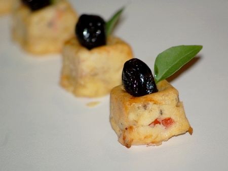 Mini_bouch_es_fa_on_pizza_022