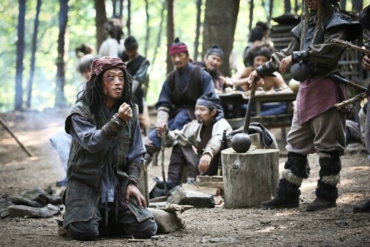 Yoo-Hae-jin-the-pirates